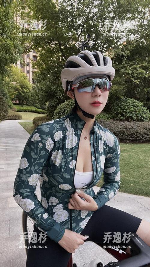 微密圈 - 鹿瑶闪耀浴室，美丽福利图包收好别错过！